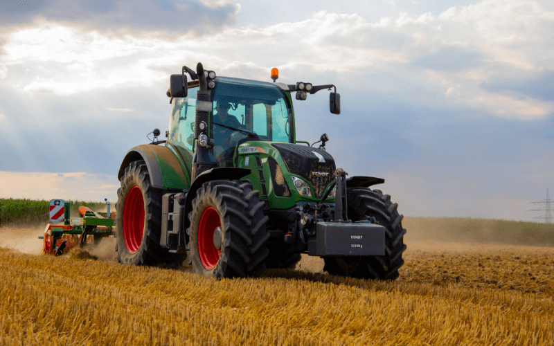 Prawo jazdy na traktor - jakie potrzebujesz?